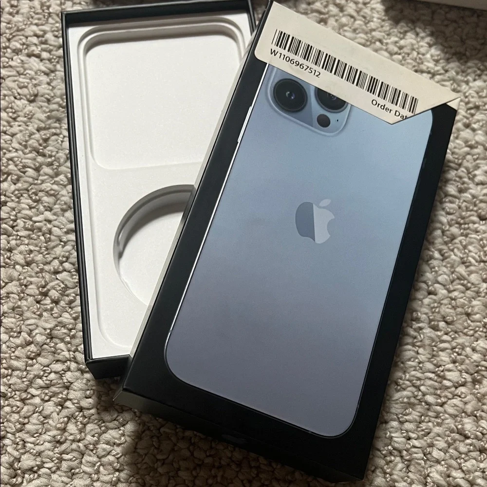 Apple iPhone Boxes